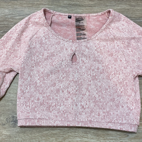 Pink Gymshark Cropped Keyhole Workout LongSleeve Top Small - Picture 9 of 9